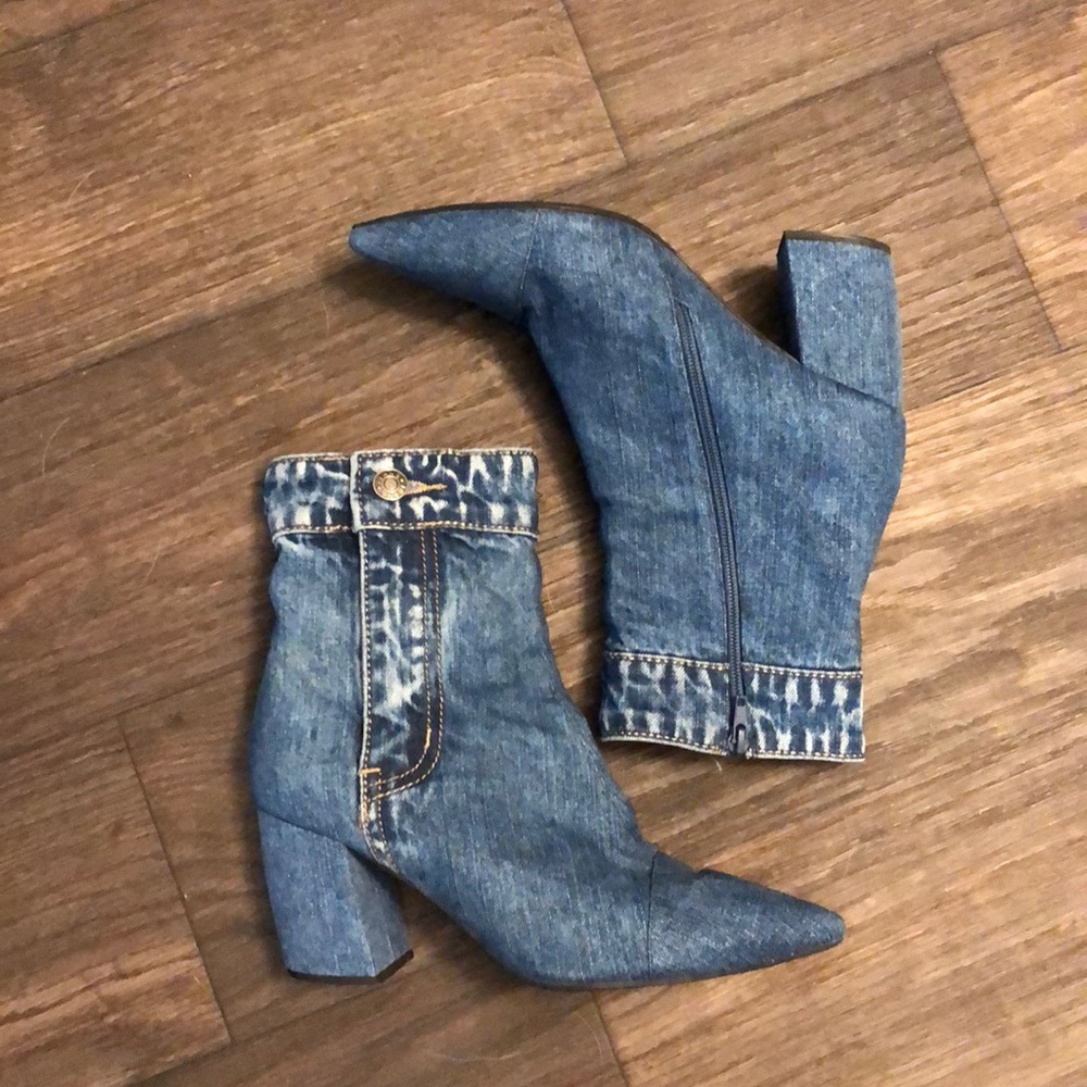 Jeffrey Campbell denim booties 9.5